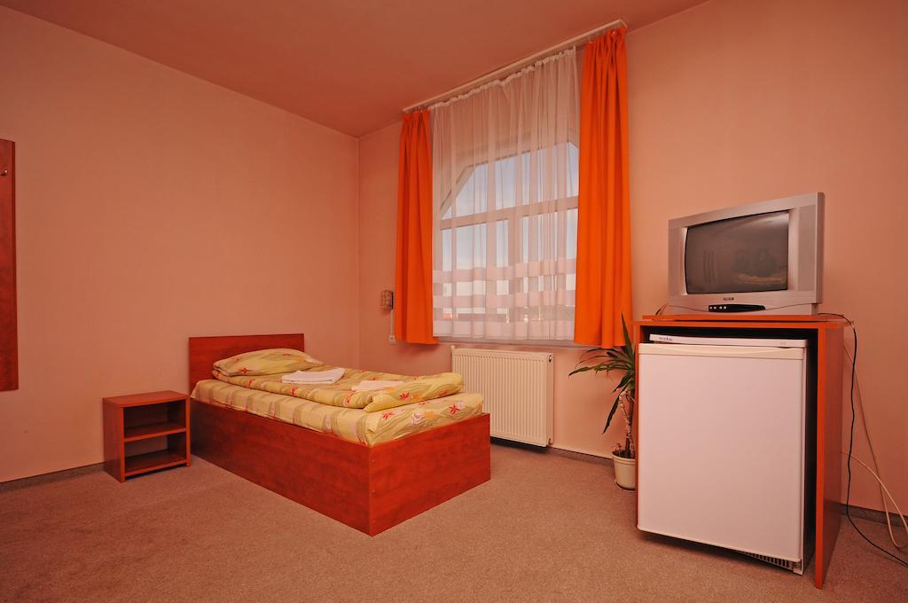 Imola Motel Ґеорґень Номер фото